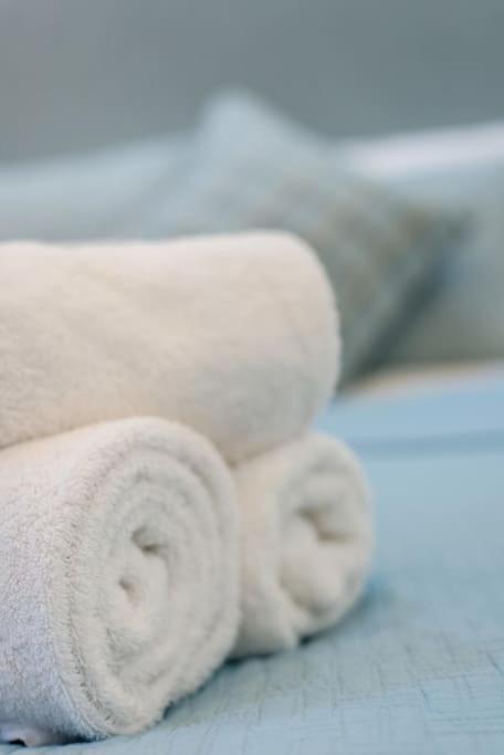 Self Catering , City Centre Apartment With Parking EDI Buitenkant foto