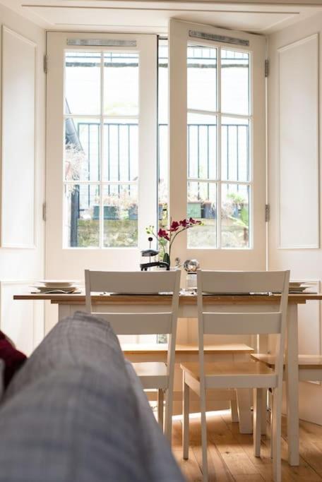 Self Catering , City Centre Apartment With Parking EDI Buitenkant foto